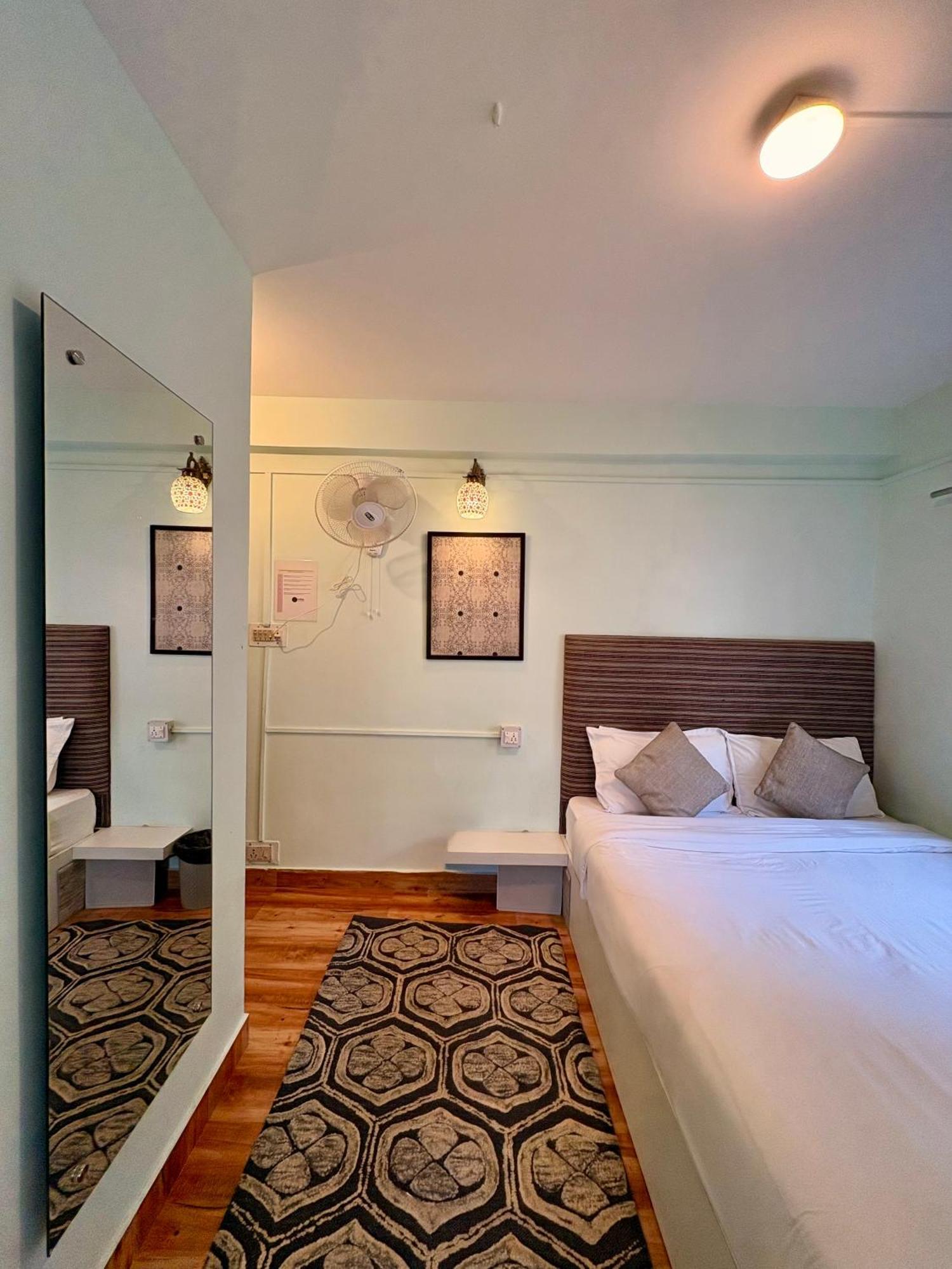 Eevolve Dharamkot - An Eco Hostel McLeod Ganj Exterior photo